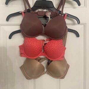 Victoria's Secret Brown, Red, and Tan Bra Set
